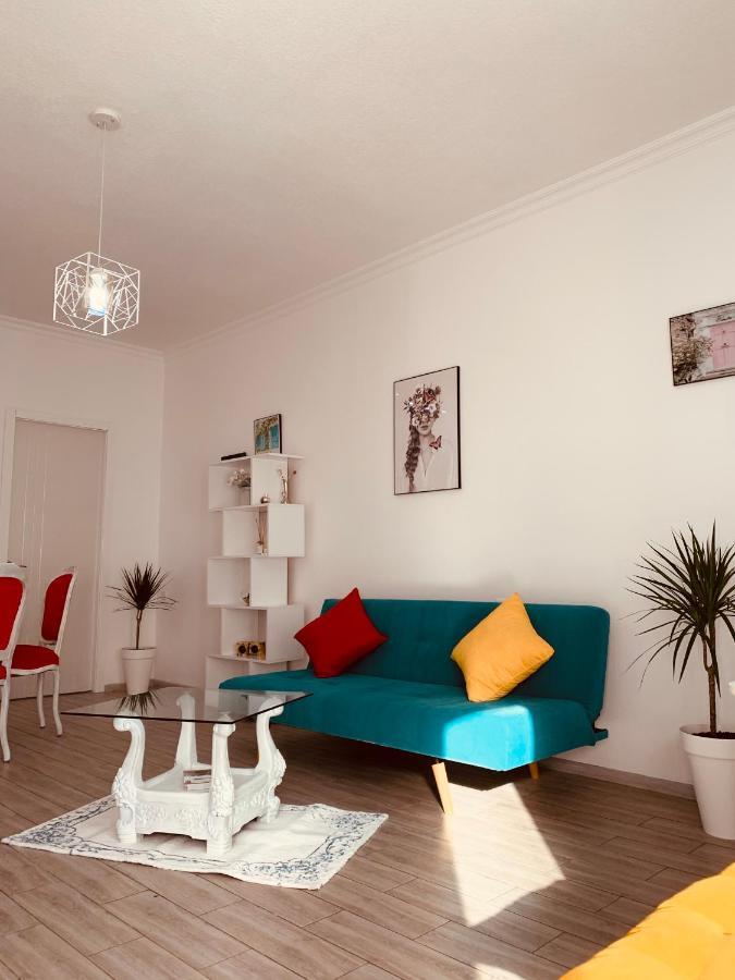 Sweet Apartment In Koetaisi Buitenkant foto